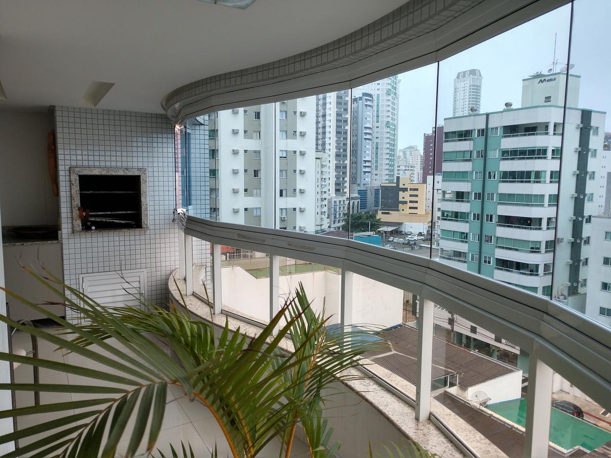 Edificio Dalpiaz Apartment Balneario Camboriu Exterior photo